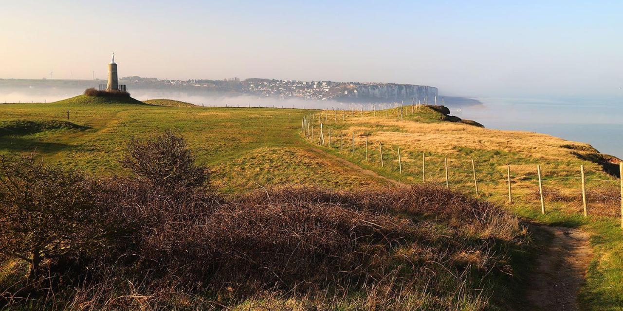 La Verriere. Les Locations Isahora C'Est Aussi Plusieurs Appart' De Standing A 2 Pas Du Chateau D'Eu, Des Falaises Du Treport, De Mers Les Bains Et Aux Portes De La Baie De Somme Eu (Seine-Maritime) Exterior foto
