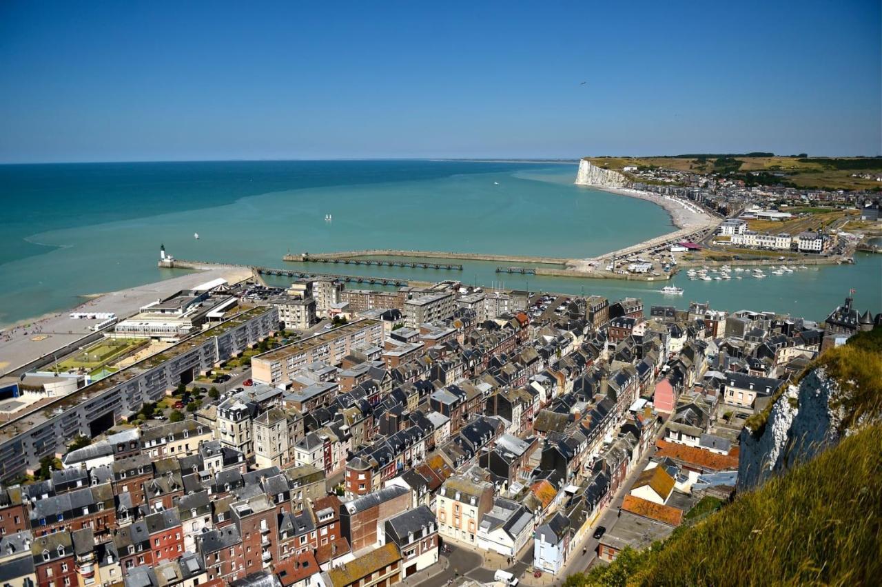 La Verriere. Les Locations Isahora C'Est Aussi Plusieurs Appart' De Standing A 2 Pas Du Chateau D'Eu, Des Falaises Du Treport, De Mers Les Bains Et Aux Portes De La Baie De Somme Eu (Seine-Maritime) Exterior foto