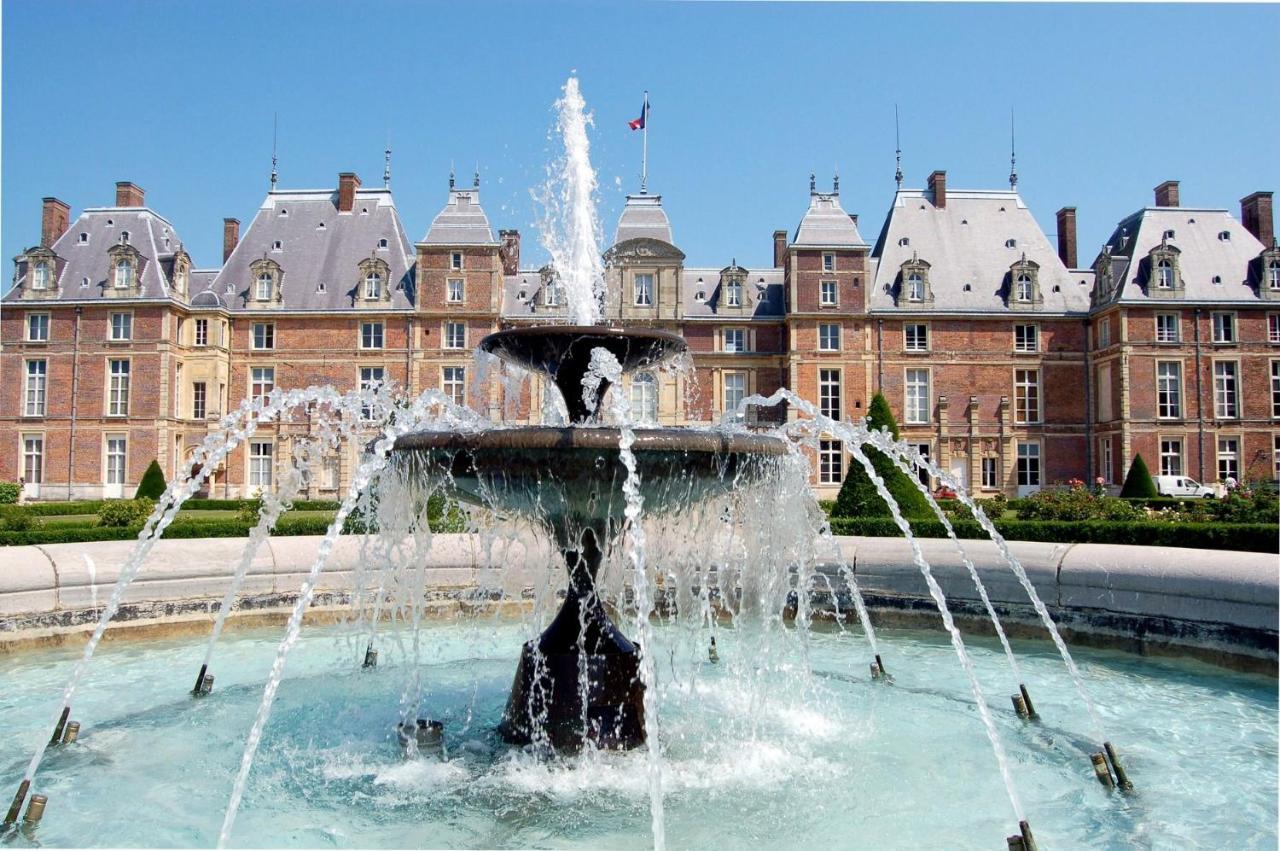 La Verriere. Les Locations Isahora C'Est Aussi Plusieurs Appart' De Standing A 2 Pas Du Chateau D'Eu, Des Falaises Du Treport, De Mers Les Bains Et Aux Portes De La Baie De Somme Eu (Seine-Maritime) Exterior foto